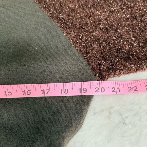 I Blues sweater brown glittery copper-colored raglan sleeves wool/angora blend M - Picture 7 of 8